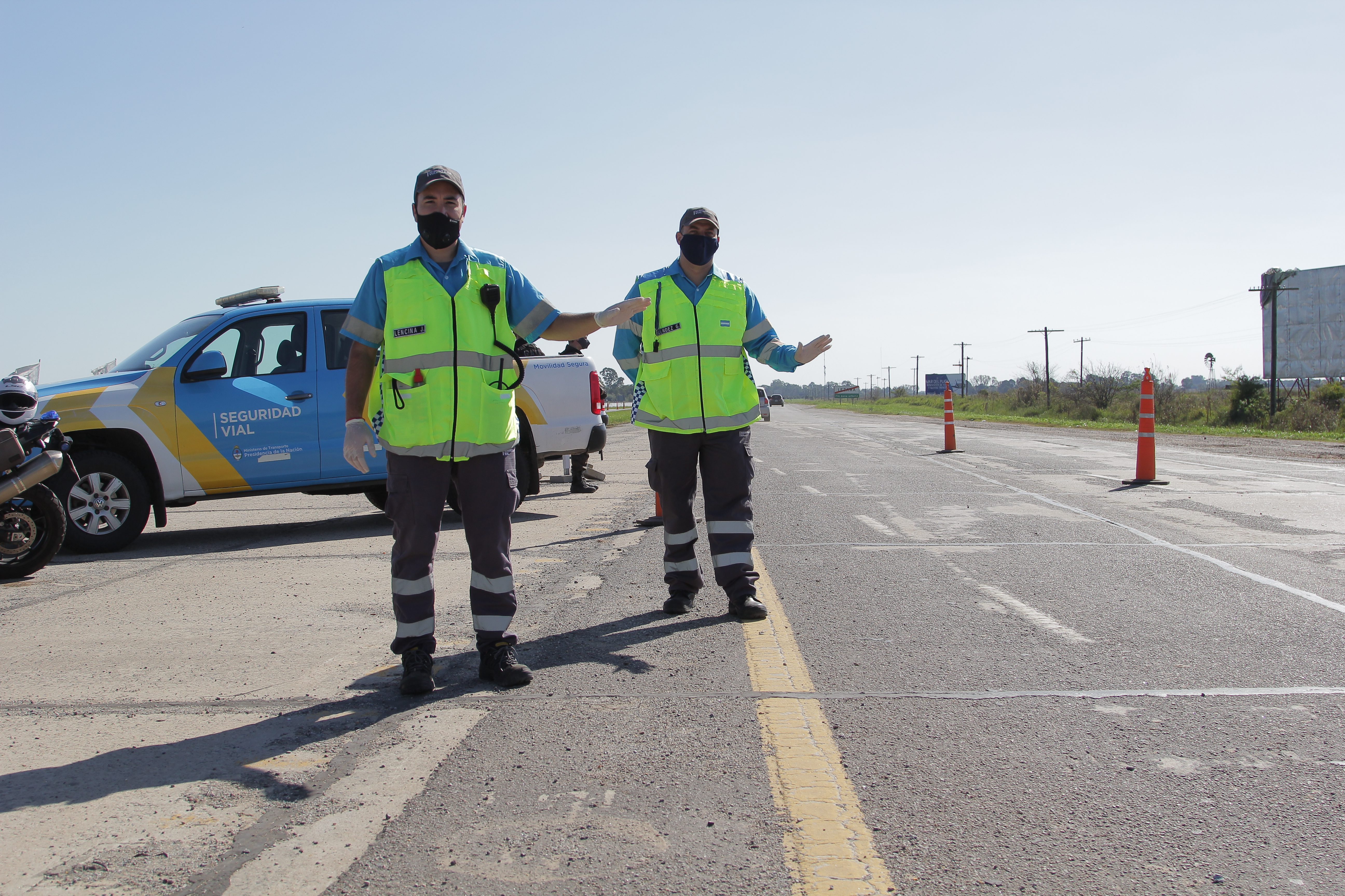 Este viernes habrá operativos en distintos puntos del país por la edición 19 del operativo Alcoholemia Federal. En el Día Nacional de la Seguridad Vial, la ANSV, las provincias, decenas de municipios, CABA y la CNRT realizarán miles de test en simultáneo para controlar la circulación de conductores en estado de ebriedad